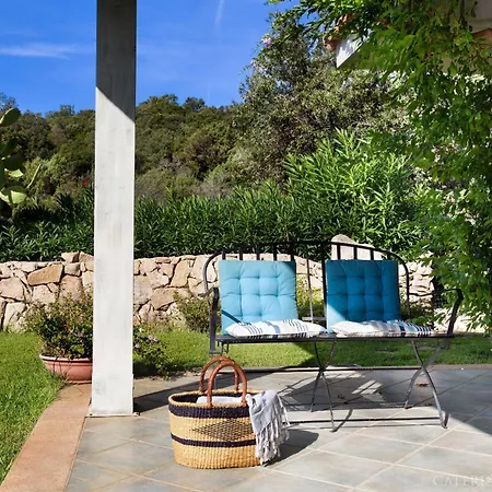 Casa Magnolia Nyaraló San Pantaleo